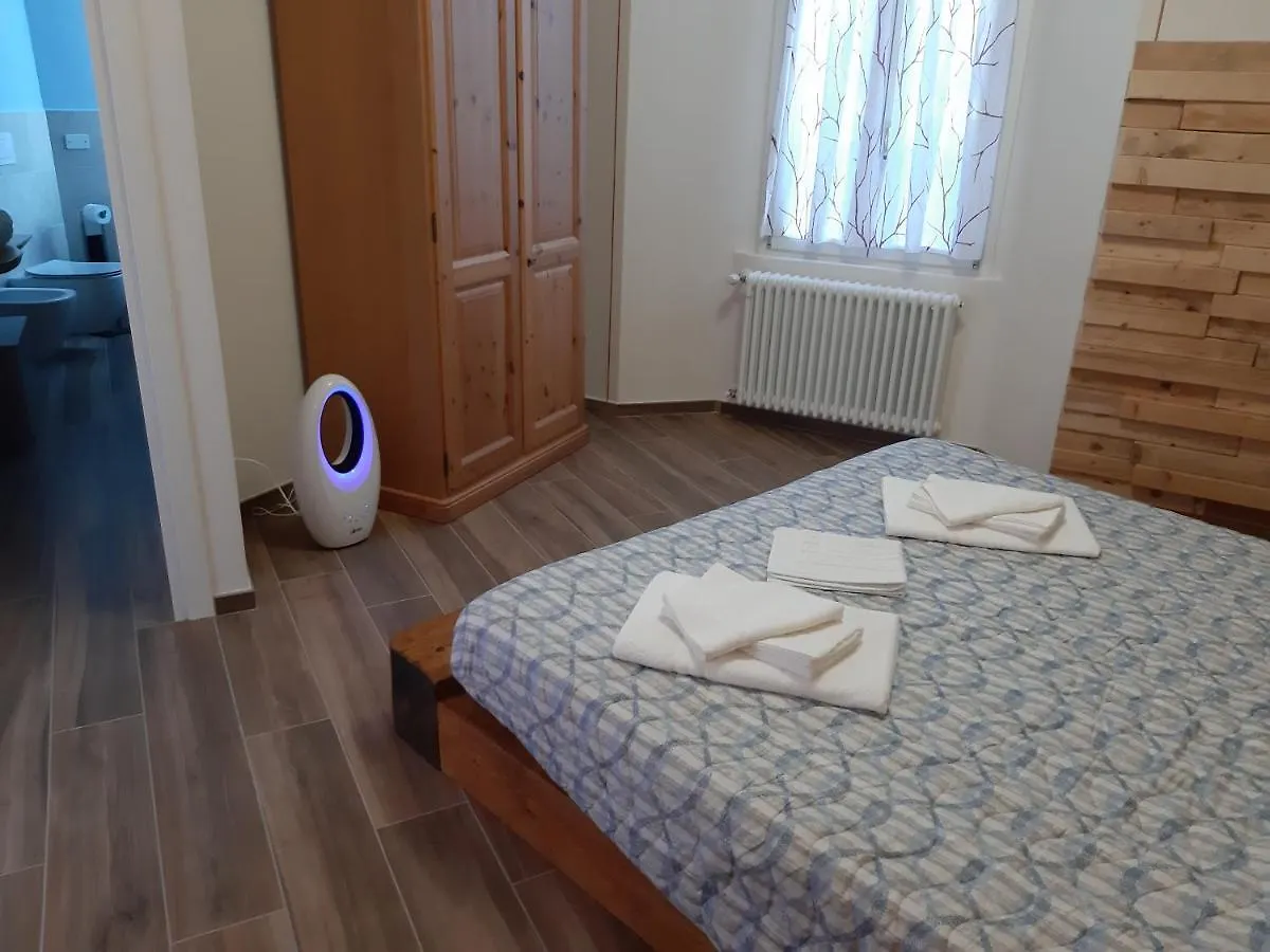 Ferienwohnung Ca De Mez Luino Italien