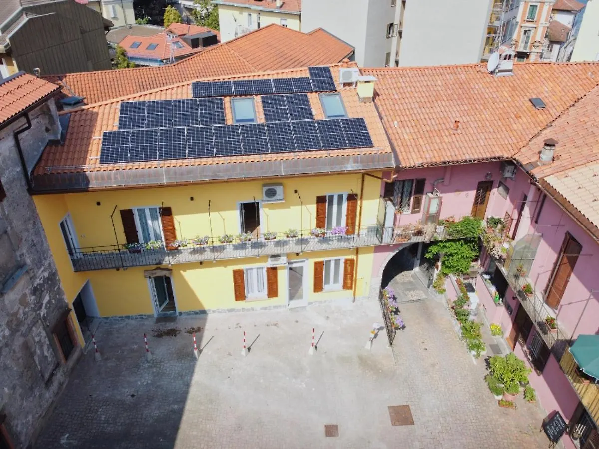 Apartment Ferienwohnung Ca De Mez Luino Italien